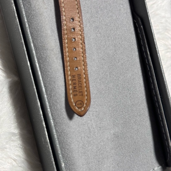 AUTHENTIC HERMES KELLY QUARTZ EXCELLENT CONDITION !!! - Picture 4 of 7